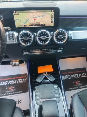 Mercedes-Benz GLB 220 AMG, АМБИЕНТ, КЕЙЛЕС, КАМЕРИ, ПОДГРЕВ, ФУЛ , снимка 11