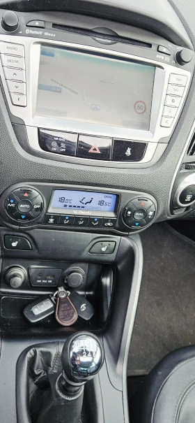 Hyundai IX35 НАВИ* ПАНОРАМА* KEYLESS* КАМЕРА , снимка 11