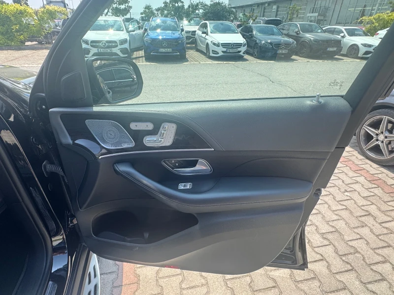 Mercedes-Benz GLS 400, снимка 10 - Автомобили и джипове - 52138649