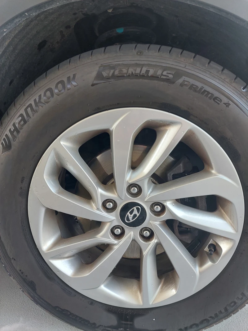 Hyundai Tucson 1.7 от Хюндай България, снимка 17 - Автомобили и джипове - 52191428