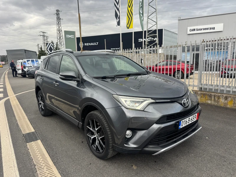 Toyota Rav4 2.0D4D FACE LIFT, снимка 3 - Автомобили и джипове - 53009272