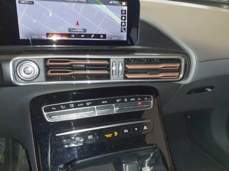 Mercedes-Benz EQC 4MATIC - 73900 лв. - 91694452 | Car24.bg