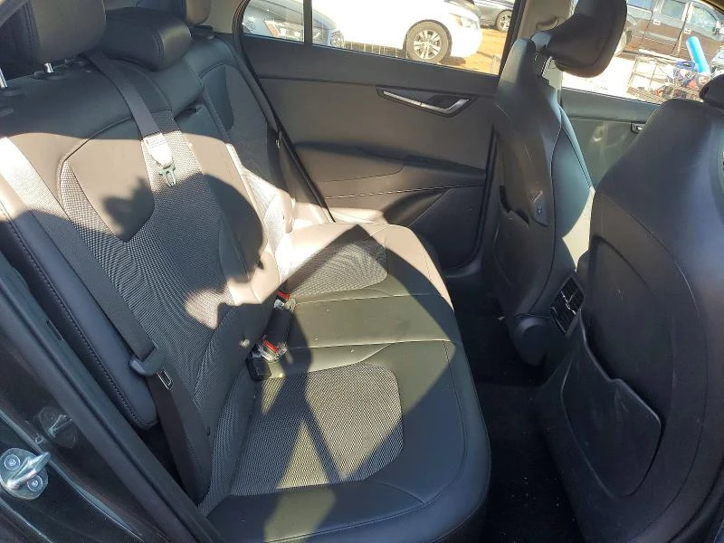 Kia Niro EX, снимка 9 - Автомобили и джипове - 53609414