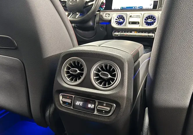 Mercedes-Benz G 450 d = AMG Line = Night Package Гаранция, снимка 14 - Автомобили и джипове - 54711597