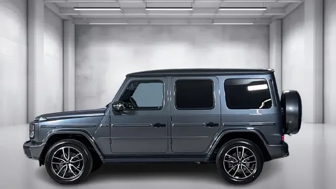 Mercedes-Benz G 450 d = AMG Line = Night Package Гаранция, снимка 4 - Автомобили и джипове - 54711597