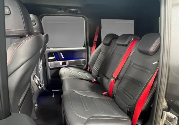 Mercedes-Benz G 450 d = AMG Line = Night Package Гаранция, снимка 13 - Автомобили и джипове - 54711597