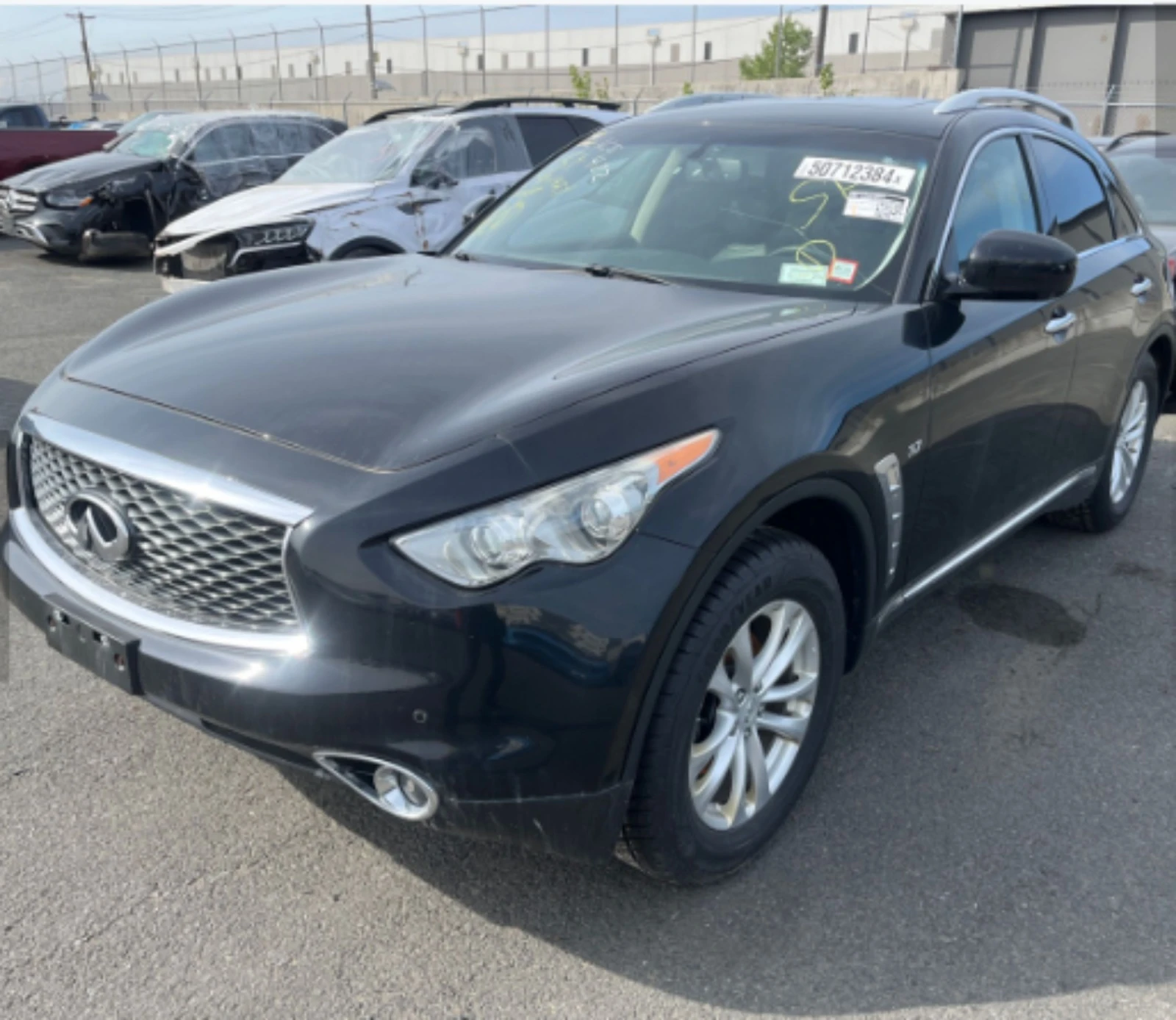 Infiniti QX70 3.7, FACELIFT-2017 - изображение 2