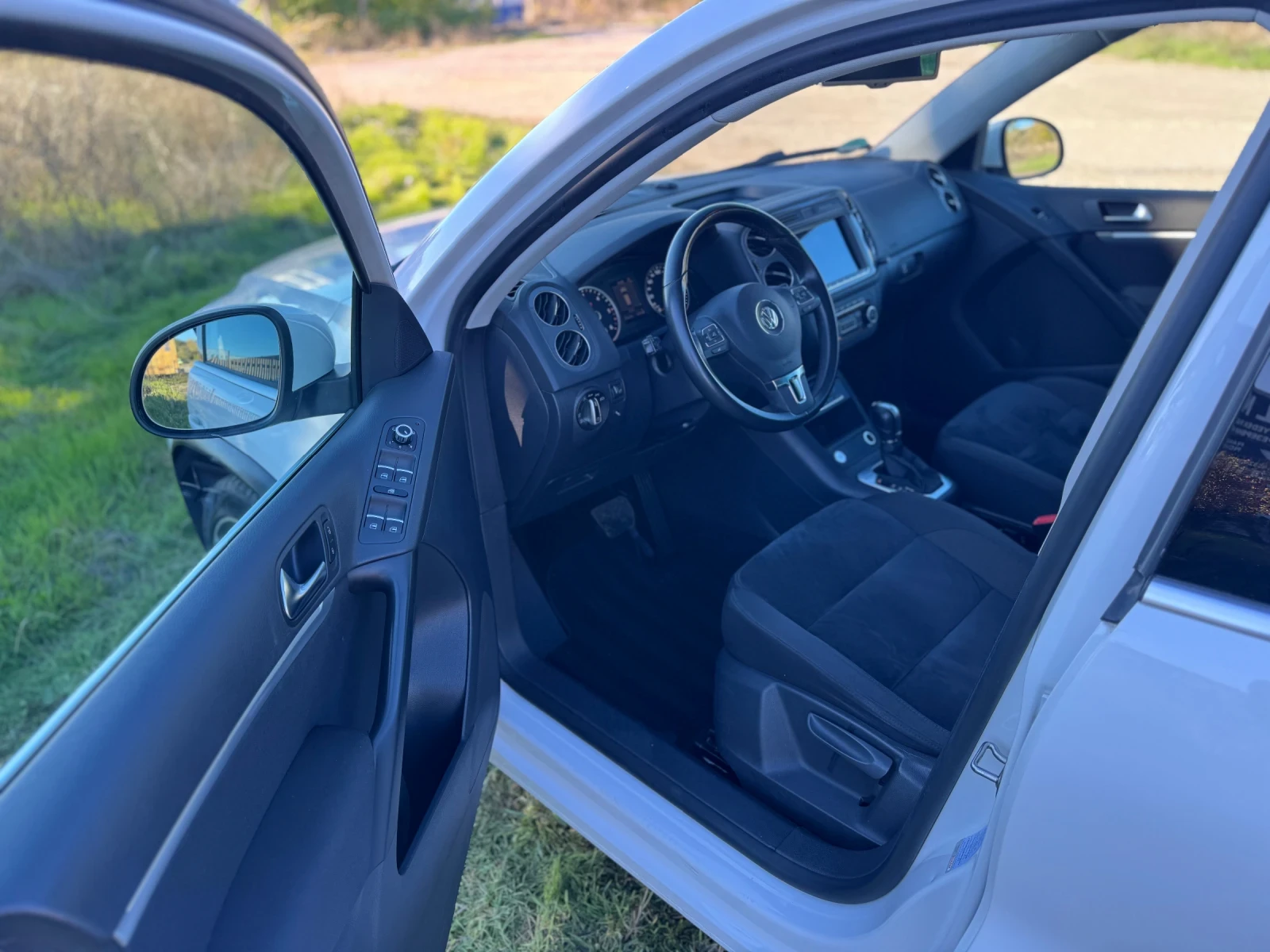 VW Tiguan 2.0TDI 4Motion Highline-Sport keyless | Mobile.bg   5