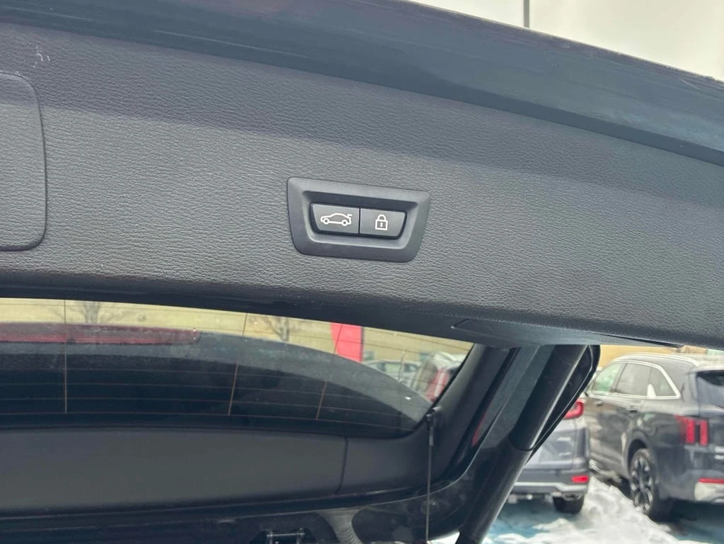 BMW X1 * xDrive28i * CARFAX *    | Mobile.bg   16