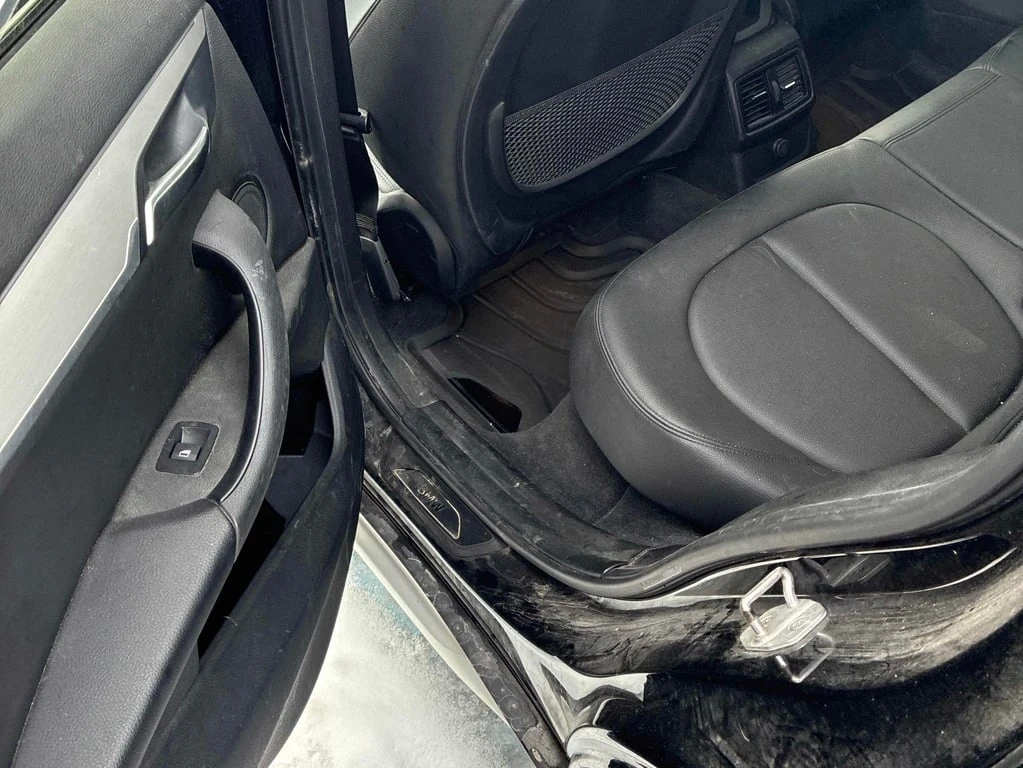 BMW X1 * xDrive28i * CARFAX *    | Mobile.bg   13