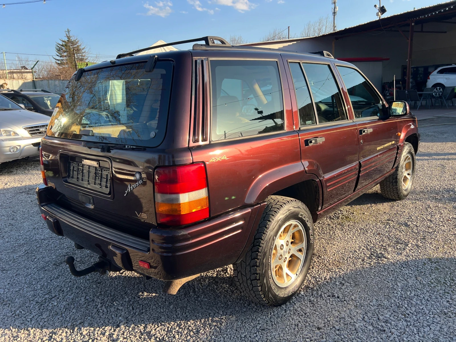 Jeep Grand cherokee 5.2 V8 LIMITED* 4x4* АВТОМАТИК* ШВЕЙЦАРИЯ* КОЖА* , снимка 4 - Автомобили и джипове - 53815725