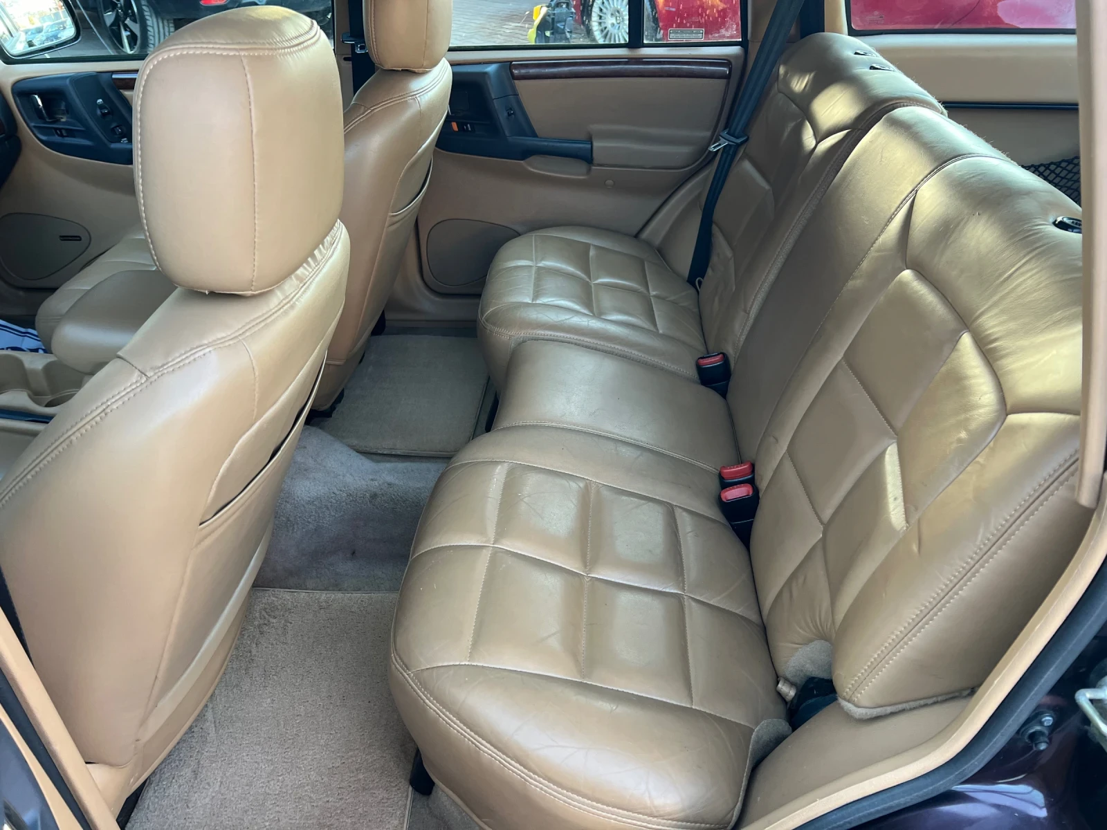 Jeep Grand cherokee 5.2 V8 LIMITED* 4x4* АВТОМАТИК* ШВЕЙЦАРИЯ* КОЖА* , снимка 10 - Автомобили и джипове - 53815725