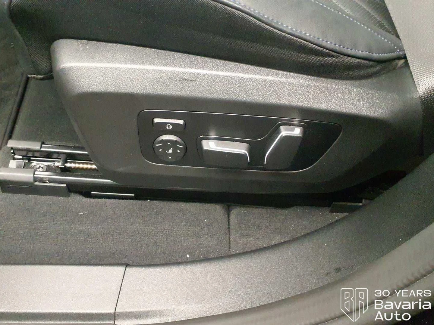 BMW X3 20 xDrive M Sport Paket Steptronic, снимка 13 - Автомобили и джипове - 54000146