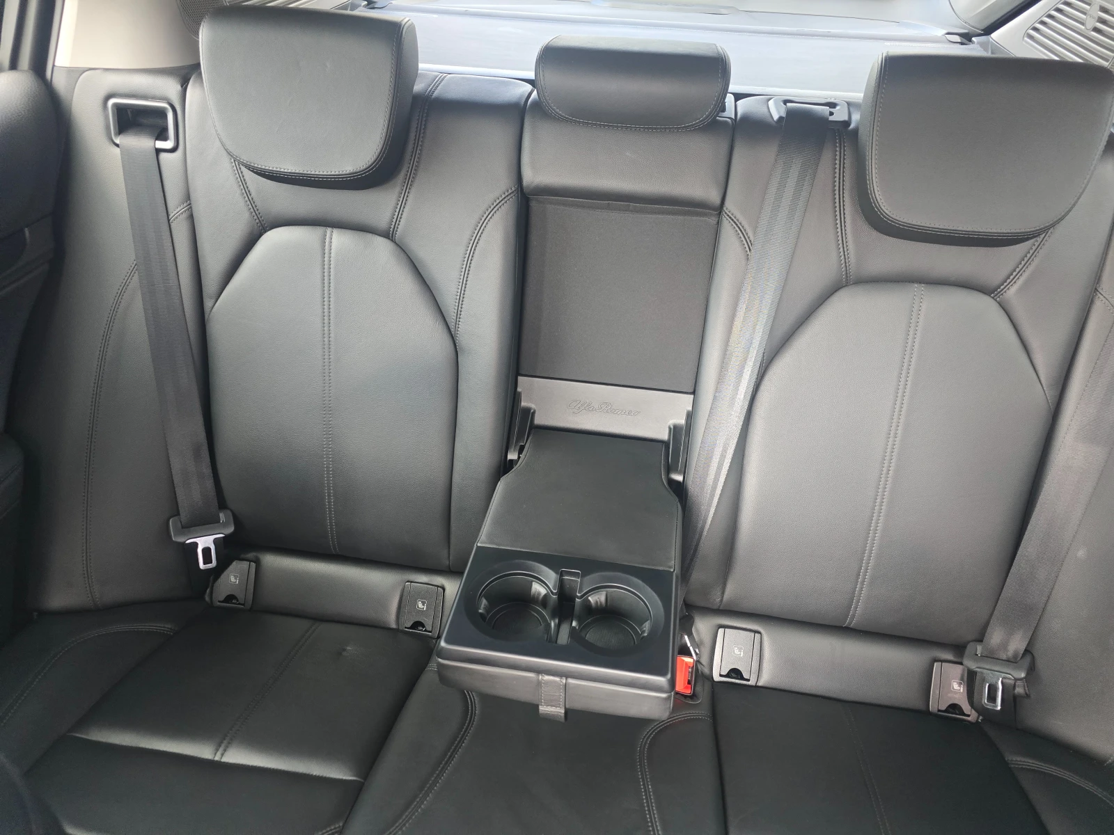 Alfa Romeo Stelvio 2.2M-JET-190K.C-���������-���������-���-���. | Mobile.bg � ����������� 17