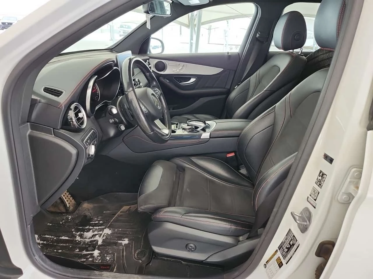 Mercedes-Benz GLC 43 AMG  CARFAX/360/DISTRONIC, снимка 5 - Автомобили и джипове - 54046721