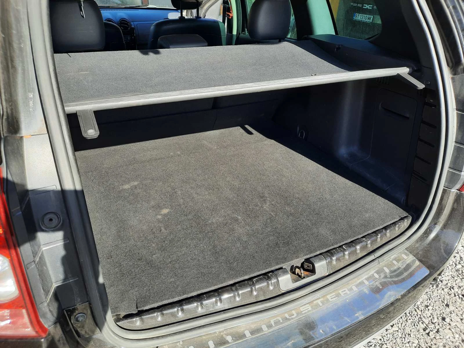 Dacia Duster, снимка 11 - Автомобили и джипове - 54388455