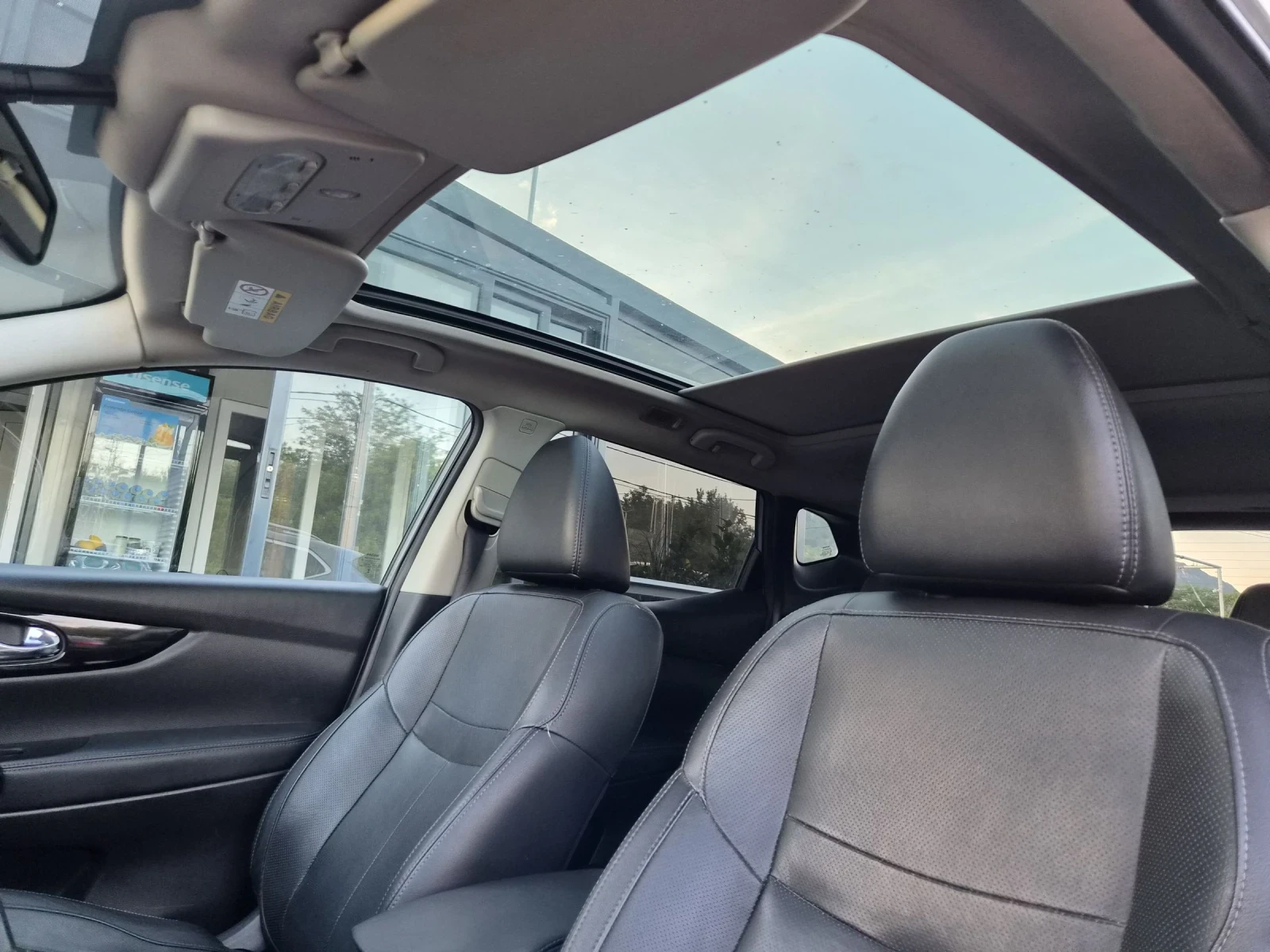 Nissan Qashqai 1.6DCI EURO 6, снимка 13 - Автомобили и джипове - 55304730