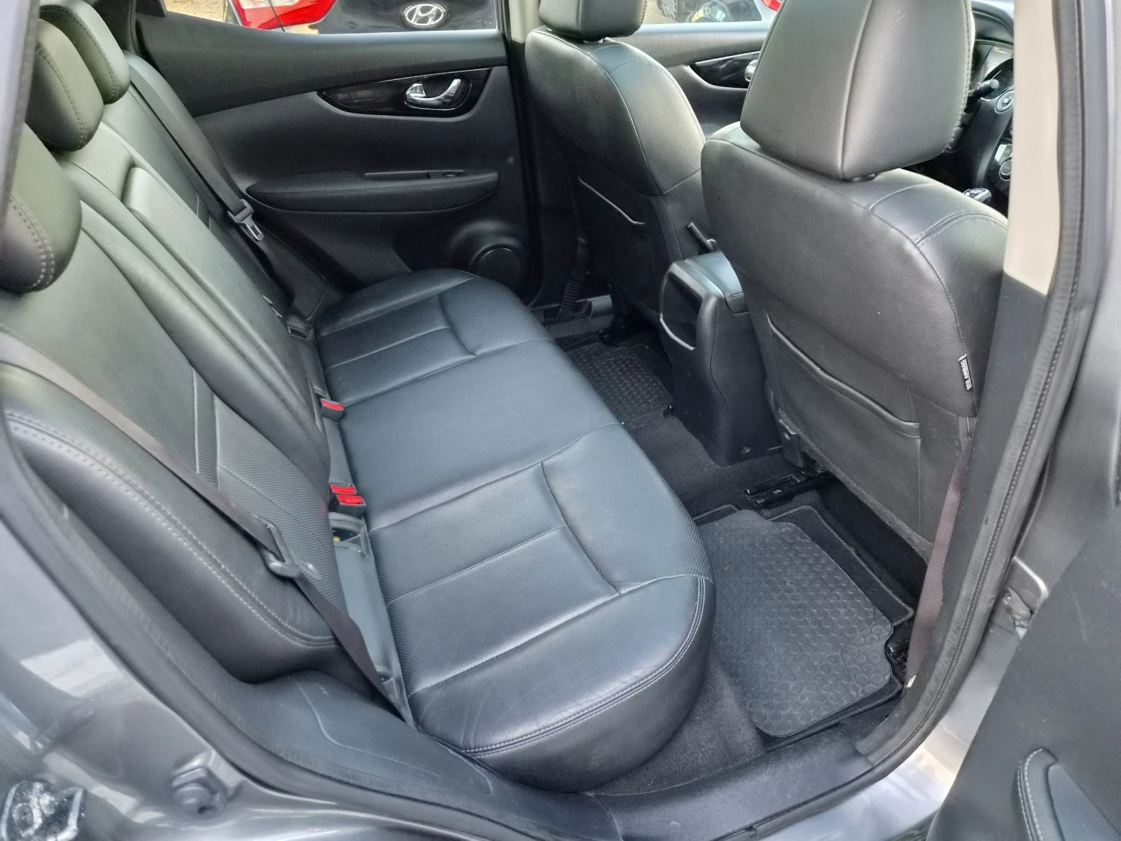 Nissan Qashqai 1.6DCI EURO 6, снимка 11 - Автомобили и джипове - 55304730