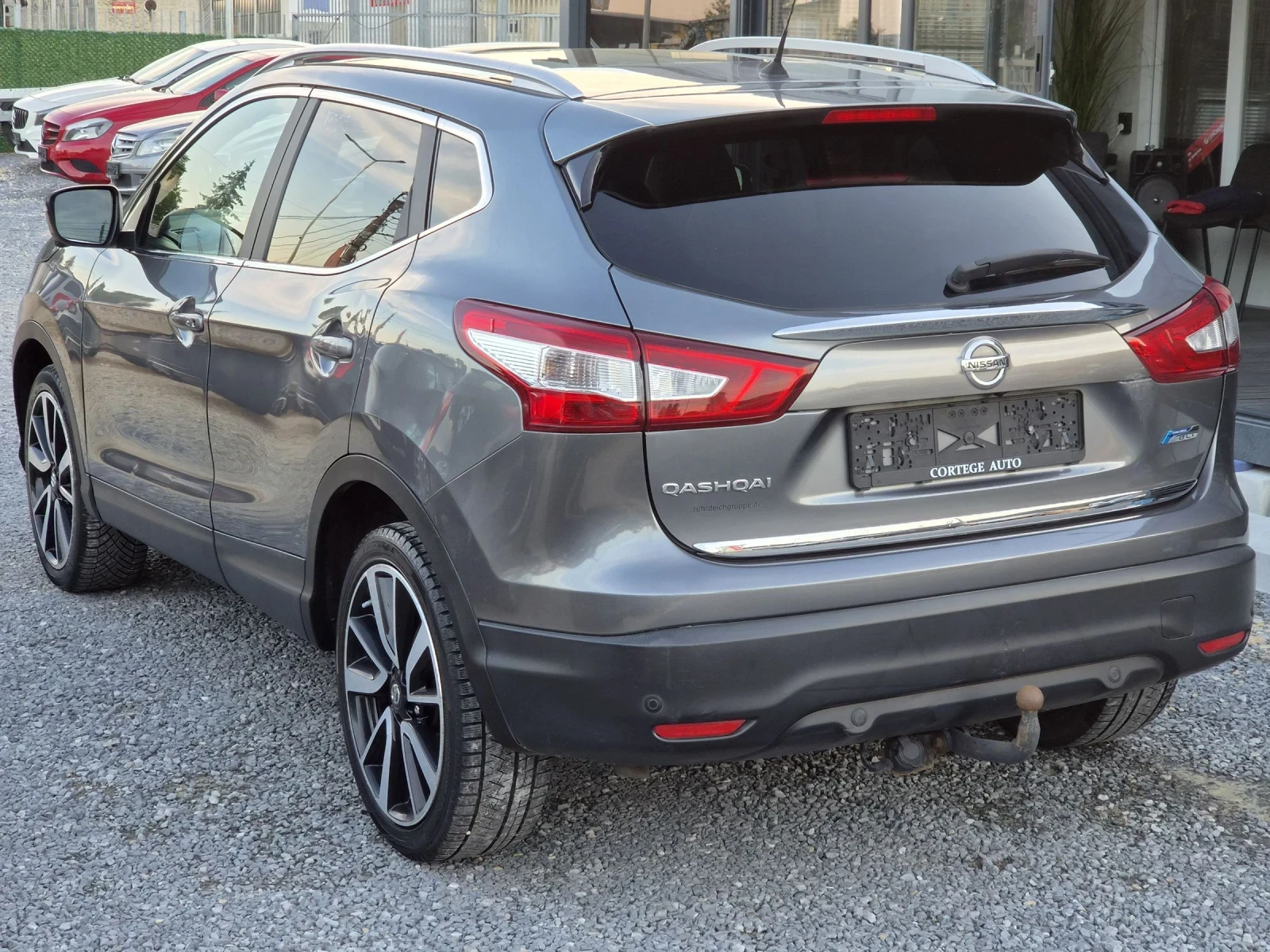 Nissan Qashqai 1.6DCI EURO 6, снимка 6 - Автомобили и джипове - 55304730