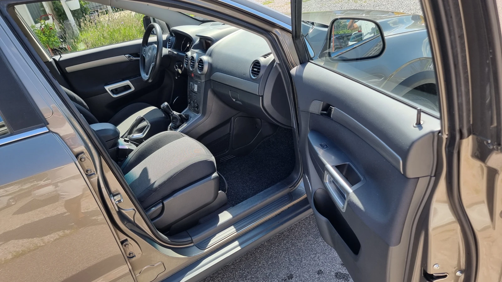 Opel Antara 2.0CDTI 4x4, снимка 11 - Автомобили и джипове - 55455572