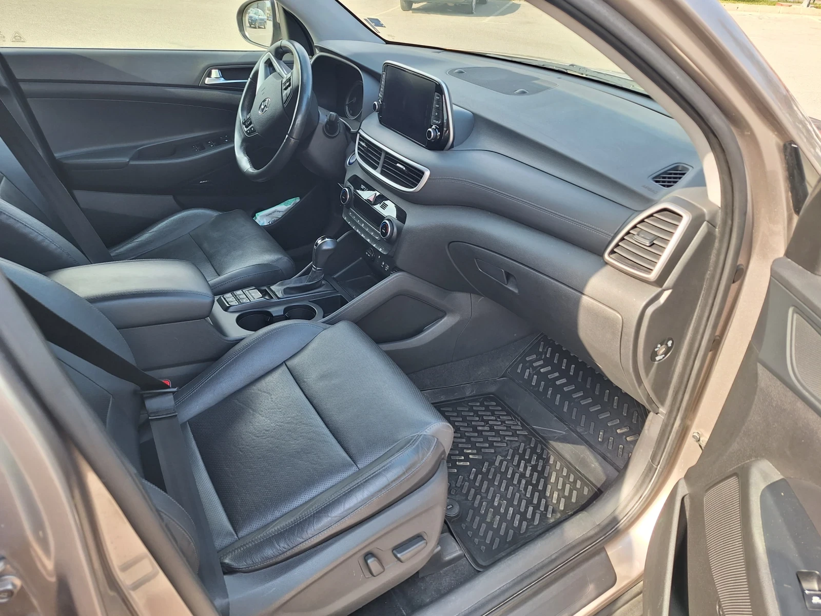Hyundai Tucson 4х4 , снимка 10 - Автомобили и джипове - 55945052