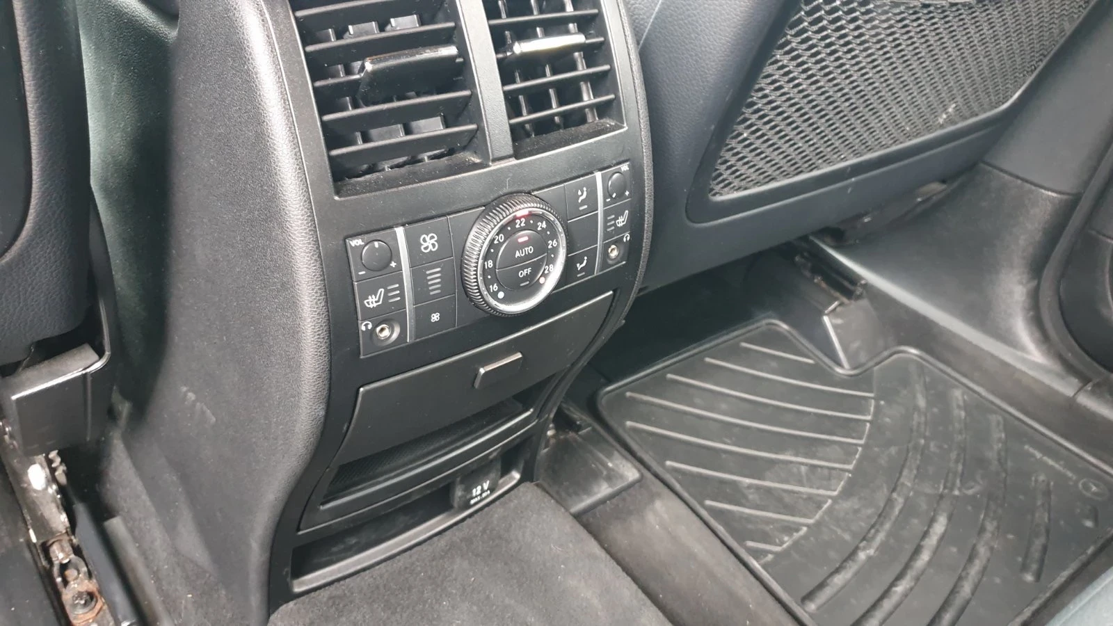 Mercedes-Benz GL 350, снимка 11 - Автомобили и джипове - 56185242