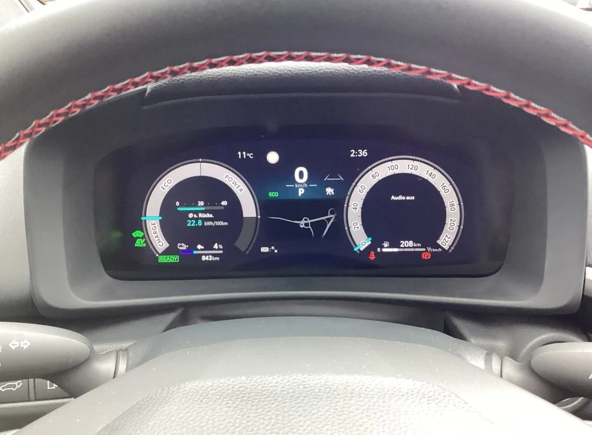 Toyota C-HR 2.0 PLUG-IN HYBRID GR-SPORT CAMERA LED, снимка 9 - Автомобили и джипове - 56260720