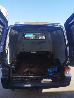 VW Transporter 6места клима, снимка 10