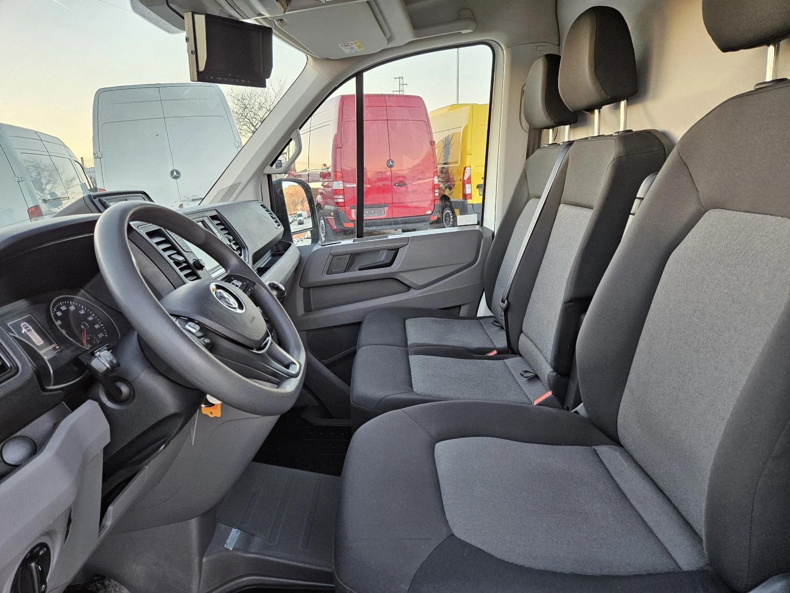 VW Crafter 2.0 TDI двойна гума - изображение 9