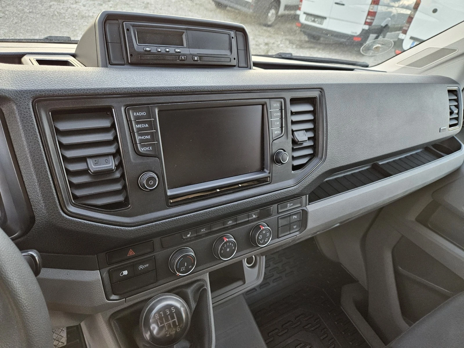 VW Crafter 2.0 TDI   | Mobile.bg   11