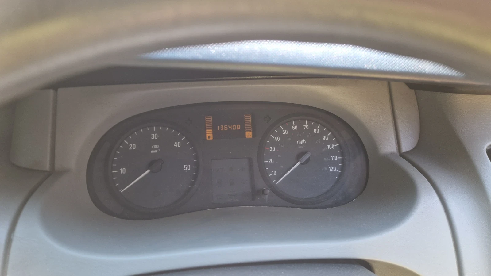 Opel Vivaro 2.0tdci, снимка 12 - Бусове и автобуси - 56273757