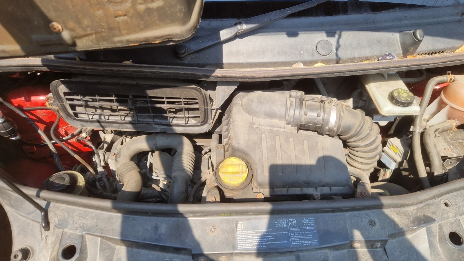 Opel Vivaro 2.0tdci, снимка 13 - Бусове и автобуси - 56273757