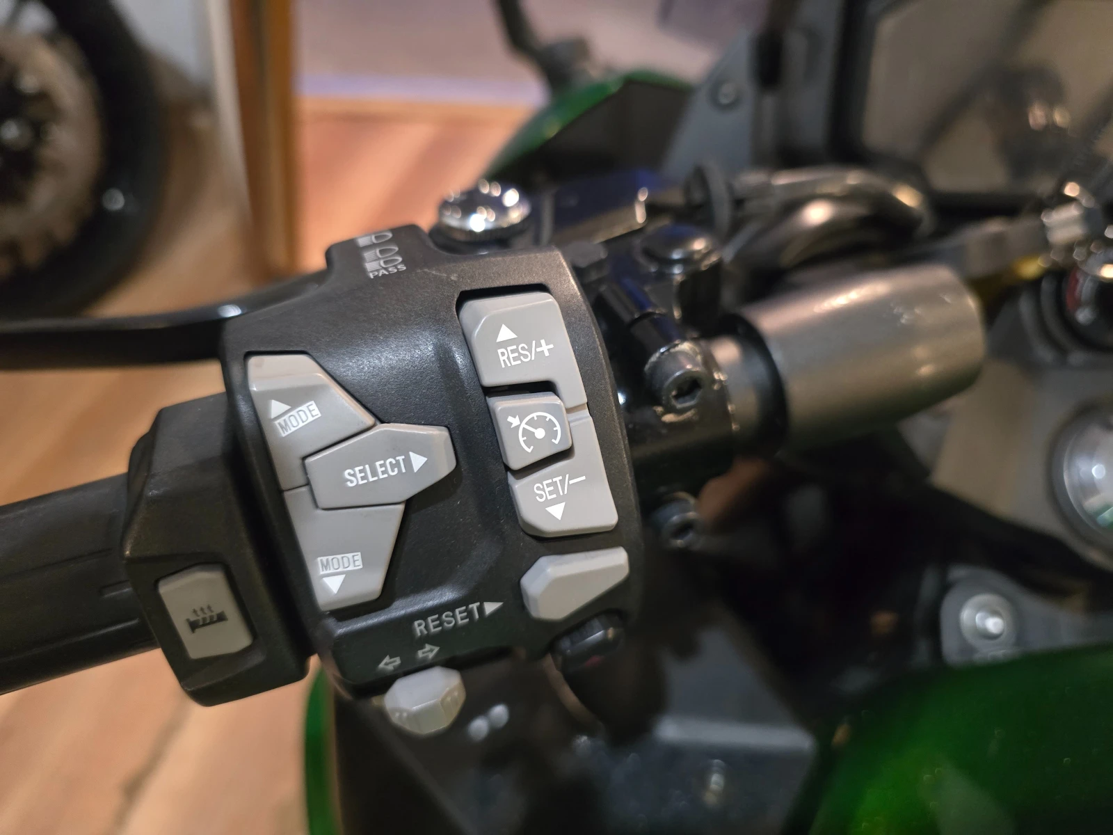 Kawasaki Z 1000 SX Ninja - изображение 6