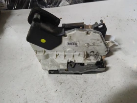 ����� �� �������� �� ����� (����� �����) 5E0839016 VW Passat
