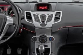 Ford Fiesta 1.6d* 95кс* Климатик* Регистрирана, снимка 15