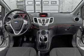 Ford Fiesta 1.6d* 95кс* Климатик* Регистрирана, снимка 13