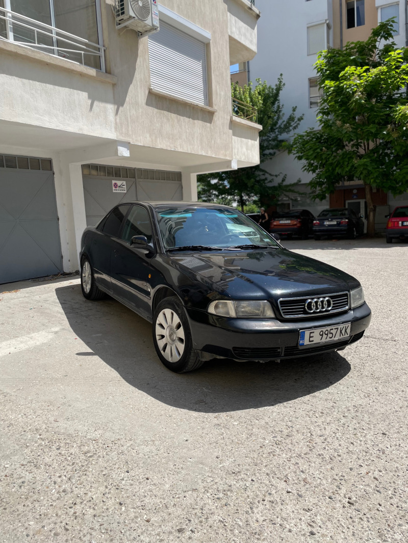 Audi A4, снимка 1 - Автомобили и джипове - 46099945