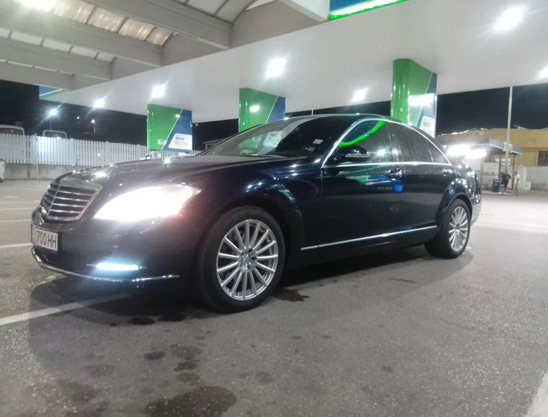 Mercedes-Benz S 320, снимка 2 - Автомобили и джипове - 47510604