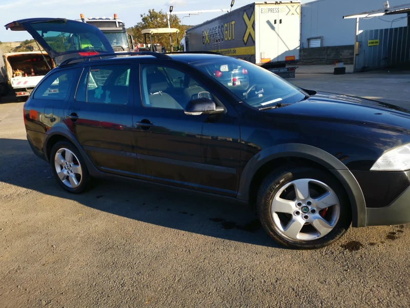 Skoda Octavia Scout, снимка 3 - Автомобили и джипове - 47583518