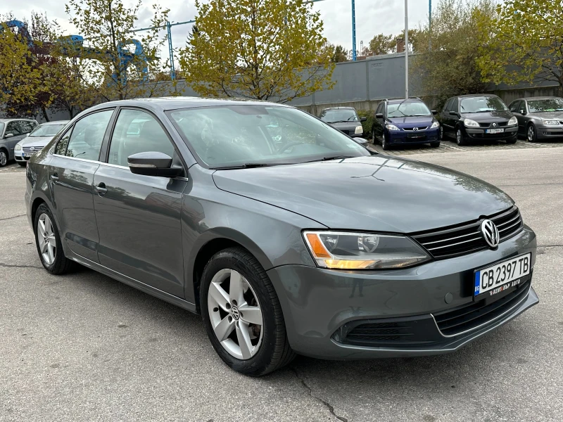 VW Jetta 1.8i Автоматик, снимка 6 - Автомобили и джипове - 47937125