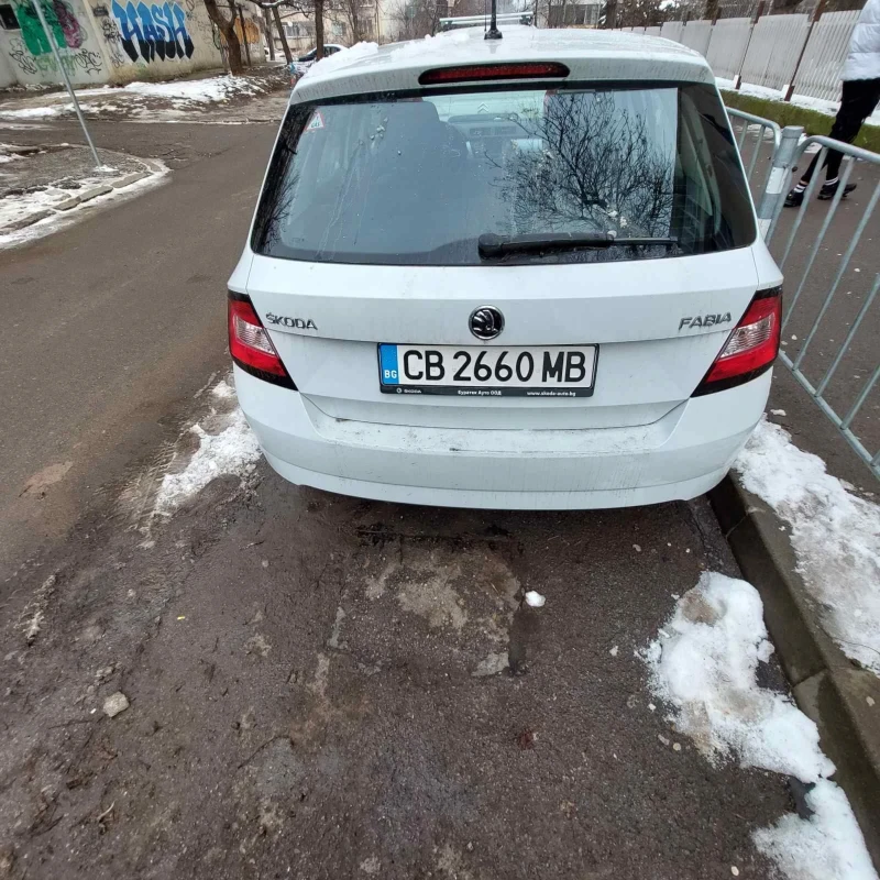 Skoda Fabia, снимка 3 - Автомобили и джипове - 48727141