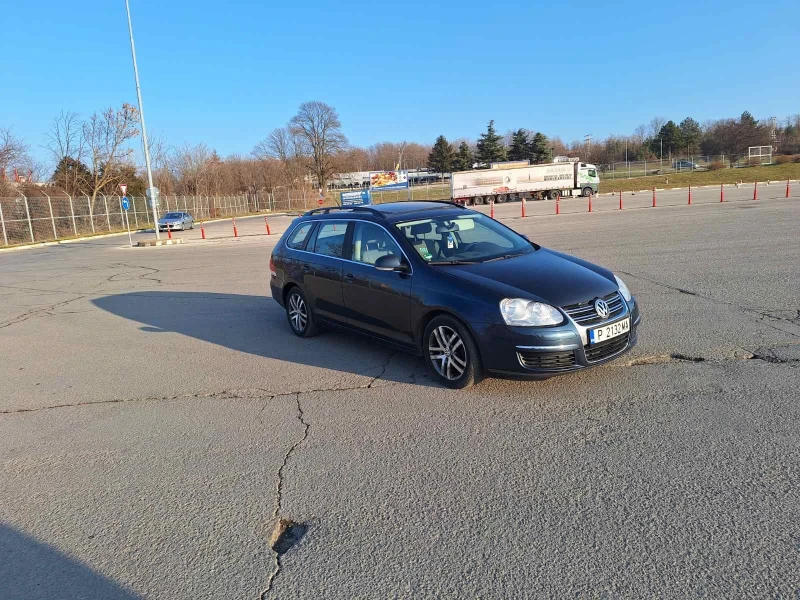 VW Golf, снимка 2 - Автомобили и джипове - 49180401