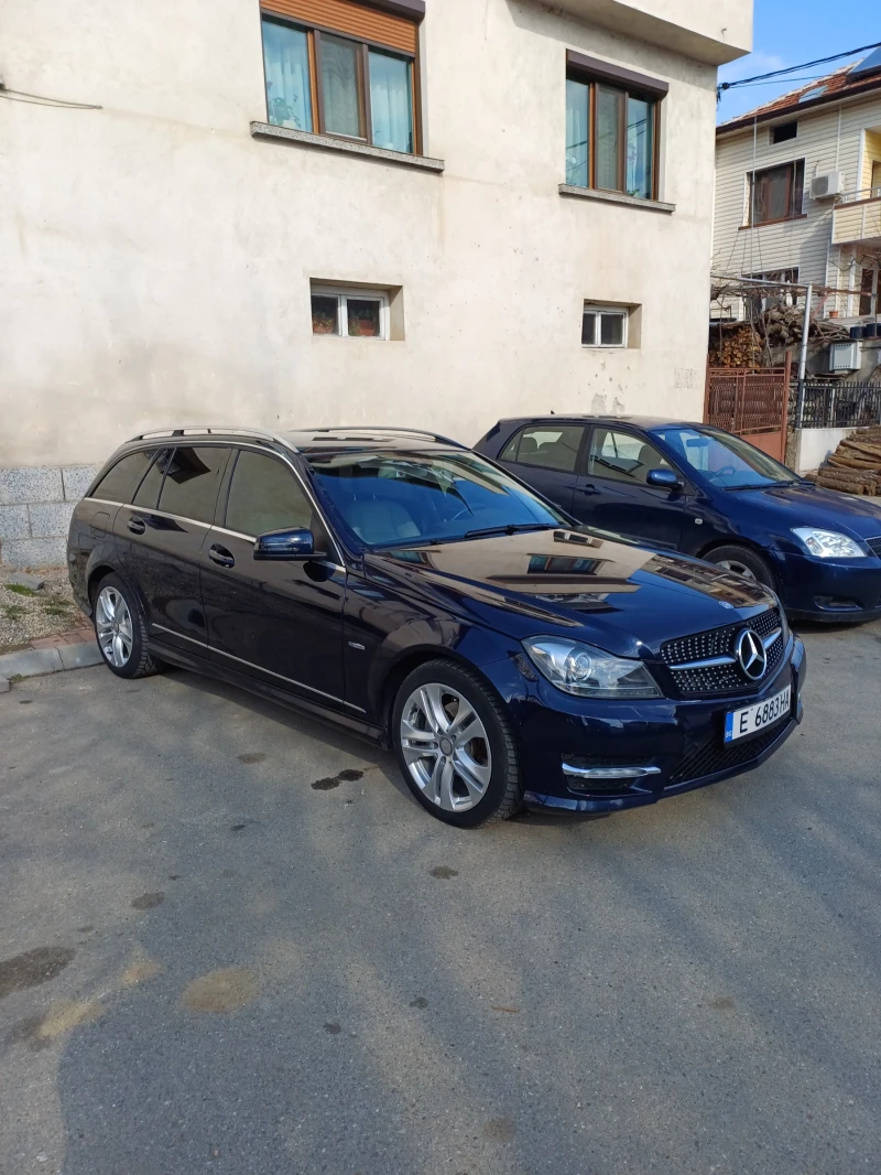 Mercedes-Benz C 250 4 matic, снимка 3 - Автомобили и джипове - 49264259