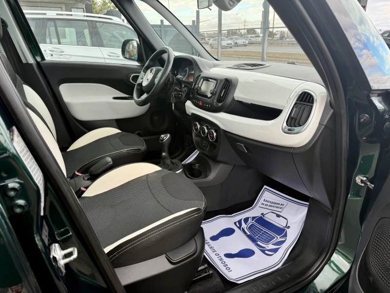 Fiat 500L 1.3 Multijet АВТОМАТ/НАВИ/ПАНОРАМА, снимка 11 - Автомобили и джипове - 52011404