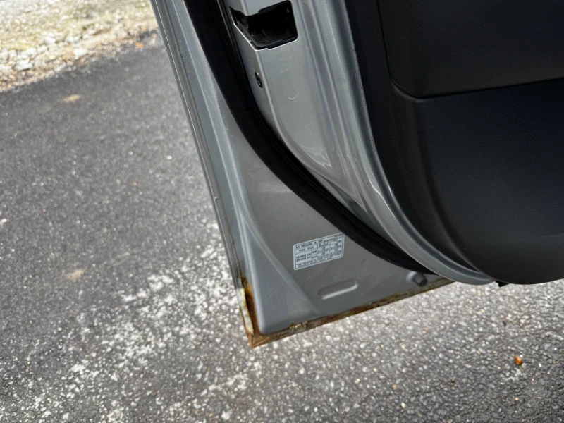 Mazda 3 1, 6i, снимка 8 - Автомобили и джипове - 52290606