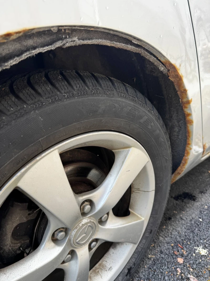 Mazda 3 1, 6i, снимка 12 - Автомобили и джипове - 52290606