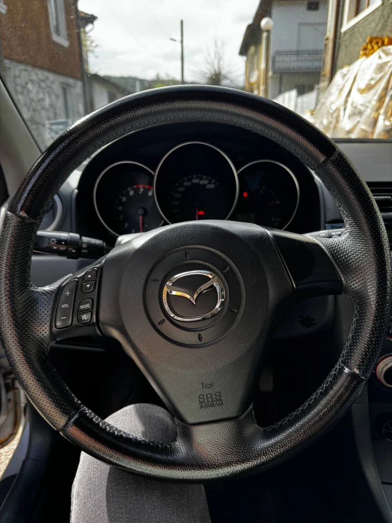 Mazda 3 1, 6i, снимка 2 - Автомобили и джипове - 52290606
