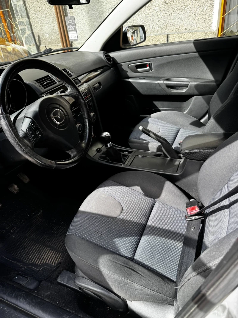 Mazda 3 1, 6i, снимка 16 - Автомобили и джипове - 52290606