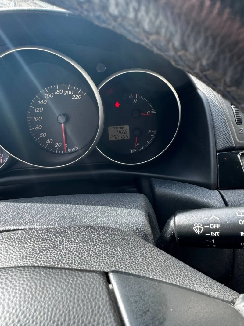 Mazda 3 1, 6i, снимка 3 - Автомобили и джипове - 52290606