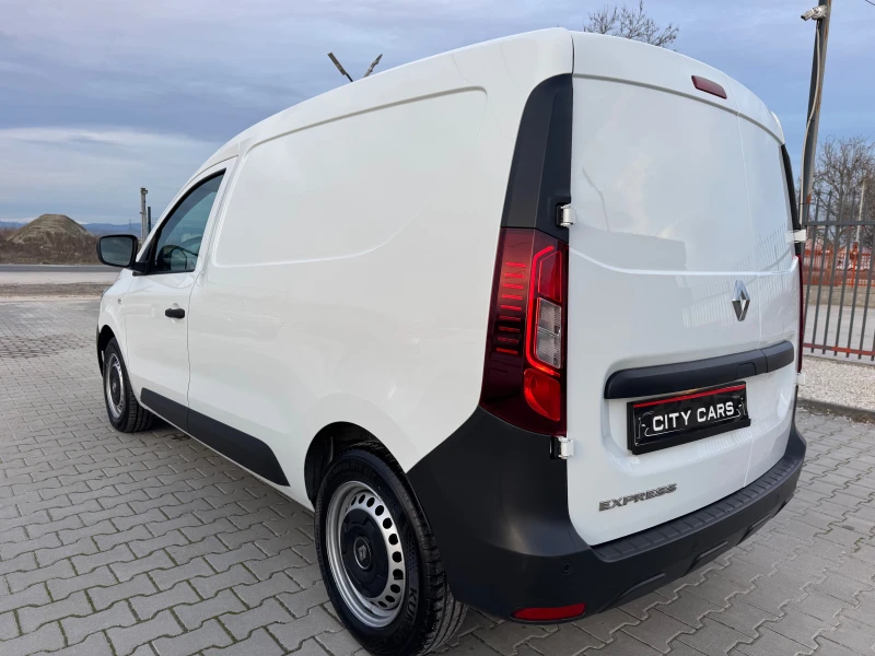 Renault Express 2024г-1.5DCI-32.000kм, снимка 4 - Автомобили и джипове - 53539477